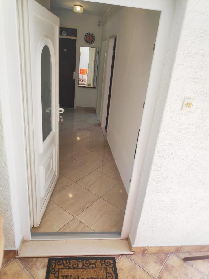 Apartman Rivana Baska Voda Bagian luar foto