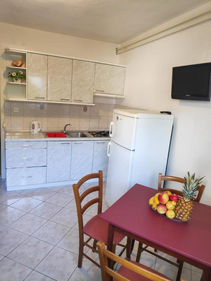 Apartman Rivana Baska Voda Bagian luar foto