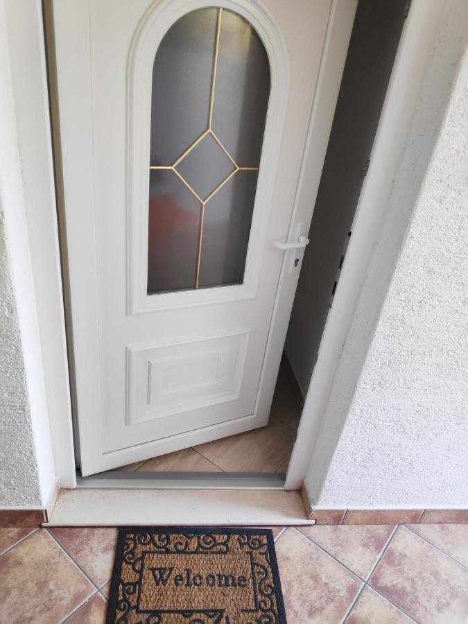 Apartman Rivana Baska Voda Bagian luar foto