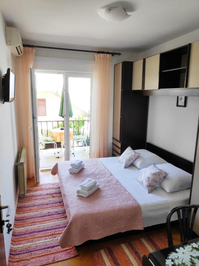 Apartman Rivana Baska Voda Bagian luar foto