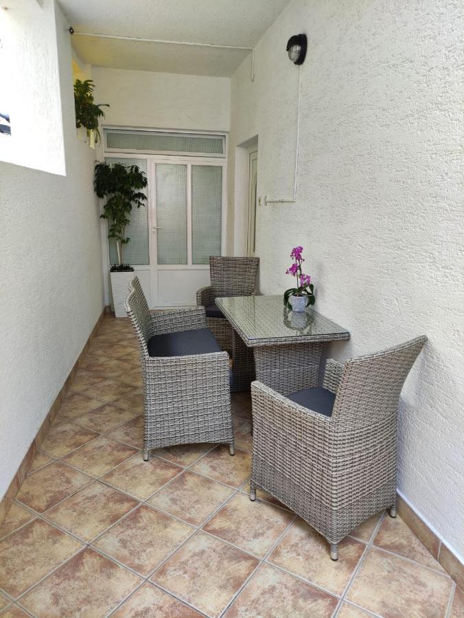 Apartman Rivana Baska Voda Bagian luar foto